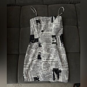 superdown revolve newspaper dress xxs like new